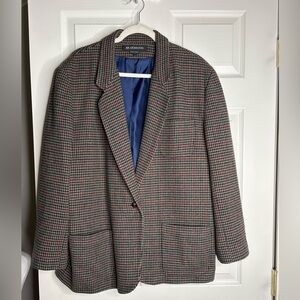 Classic Houndstooth Blazer in Black, Gray, and Red men’s 48R‎